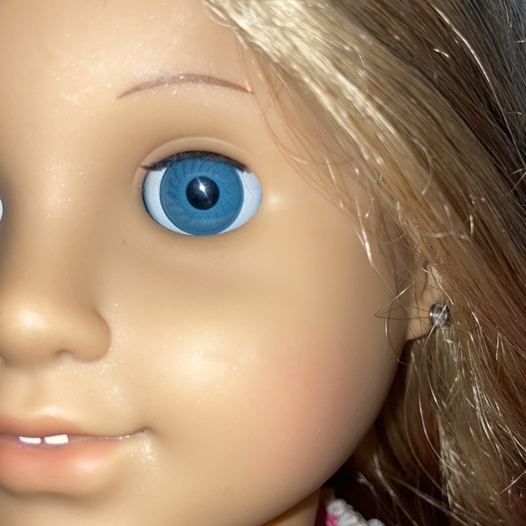 Pleasant Company American Girl Retired Elizabeth Cole - Picture 3 of 11